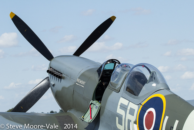 Supermarine Spitfire T9