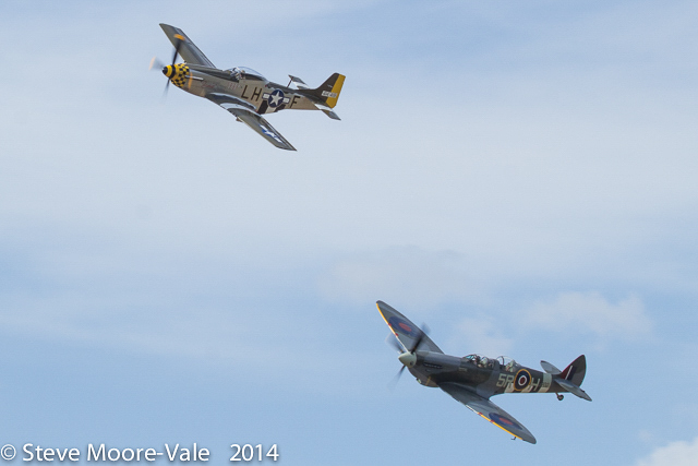 Supermarine Spitfire T9 & North American P51 Mustang Janie